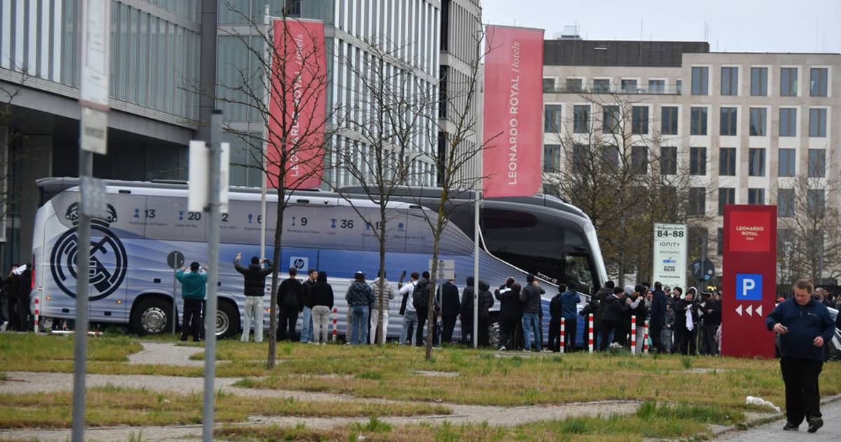 Unpleasant action by Bayern fans filmed in front of Real hotel