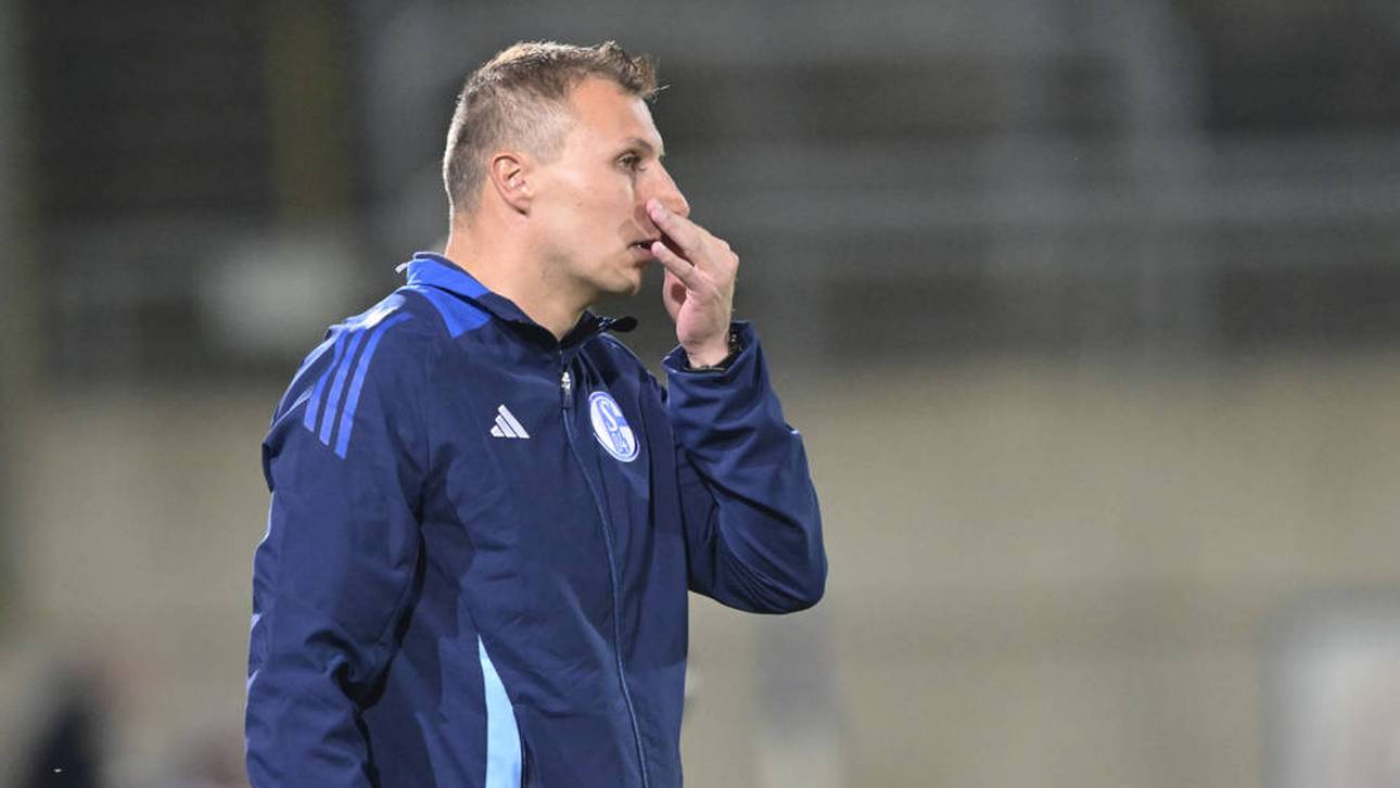 Schalke-Coach startet mit Hypothek