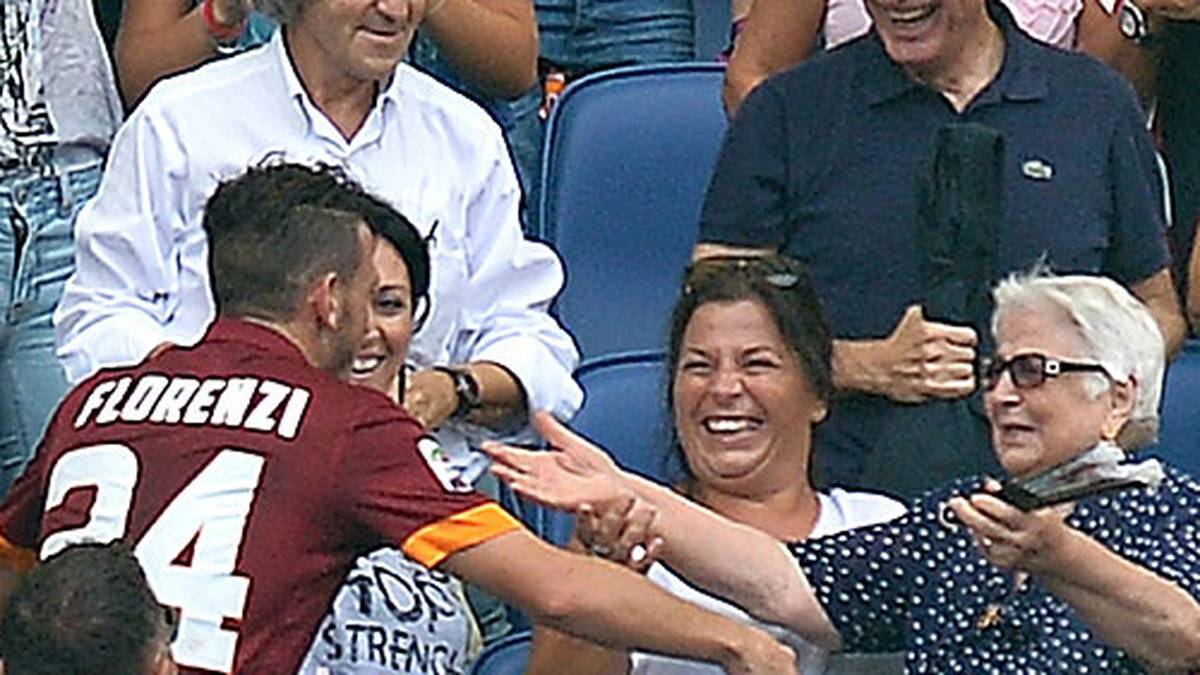 Alessandro Florenzi lief einst nach einem Treffer für seinen AS Rom auf die Tribüne ...