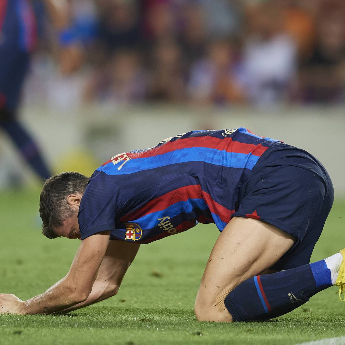 Der FC Barcelona hat bei der La Liga-Premiere von Robert Lewandowski enttäuscht. Gegen Rayo Vallecano reichte es nur zu einem torlosen Remis.