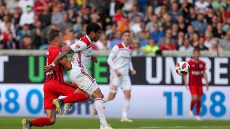 Der FC Ingolstadt gewinnt das Hinspiel der Relegation zur 2. Bundesliga beim SV Wehen Wiesbaden