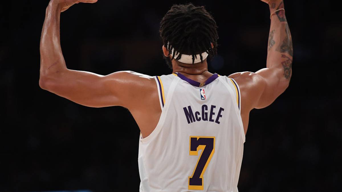 RANG 11 - JAVALE MCGEE (Los Angeles Lakers; 4,2 Millionen; 21,8 PER; 5,11): Im Starensemble der Lakers um LeBron James und Anthony Davis wird McGee nur eine Nebenrolle einnehmen. Doch der Center ist für die Lakers mit seinem Mini-Gehalt Gold wert