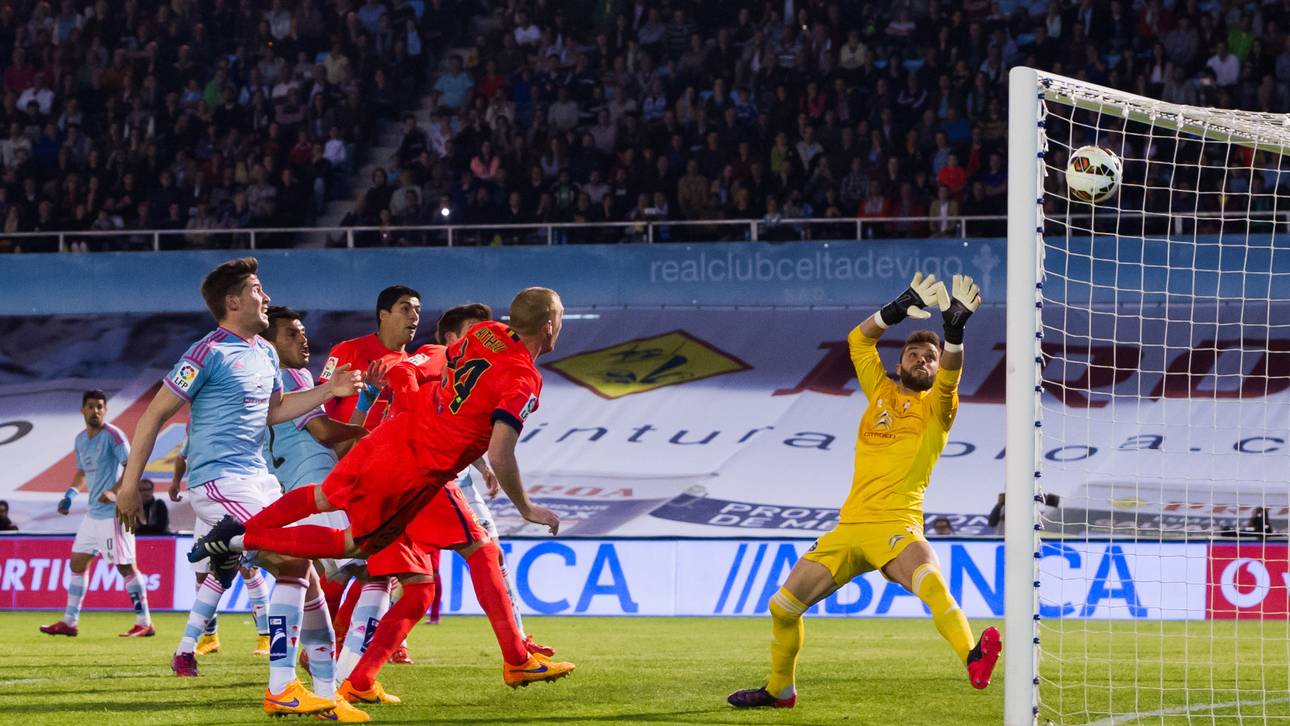 Celta Vigo v FC Barcelona - La Liga