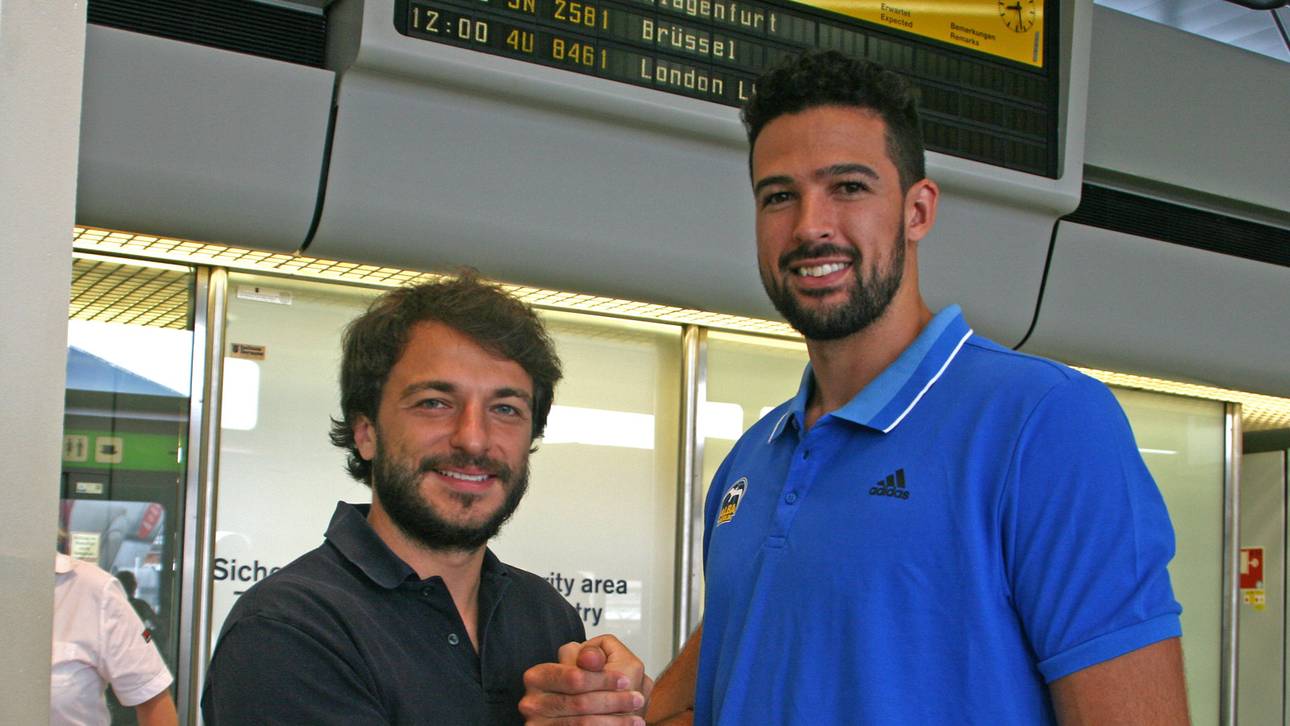 ALBA Berlin holt Center Watt