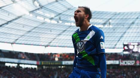 Bas Dost vom VfL Wolfsburg jubelt