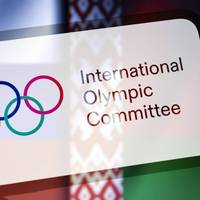 Polens Regierung verurteilt die IOC-Empfehlung zur Rückkehr von Athletinnen und Athleten aus Russland und Belarus in den Weltsport.