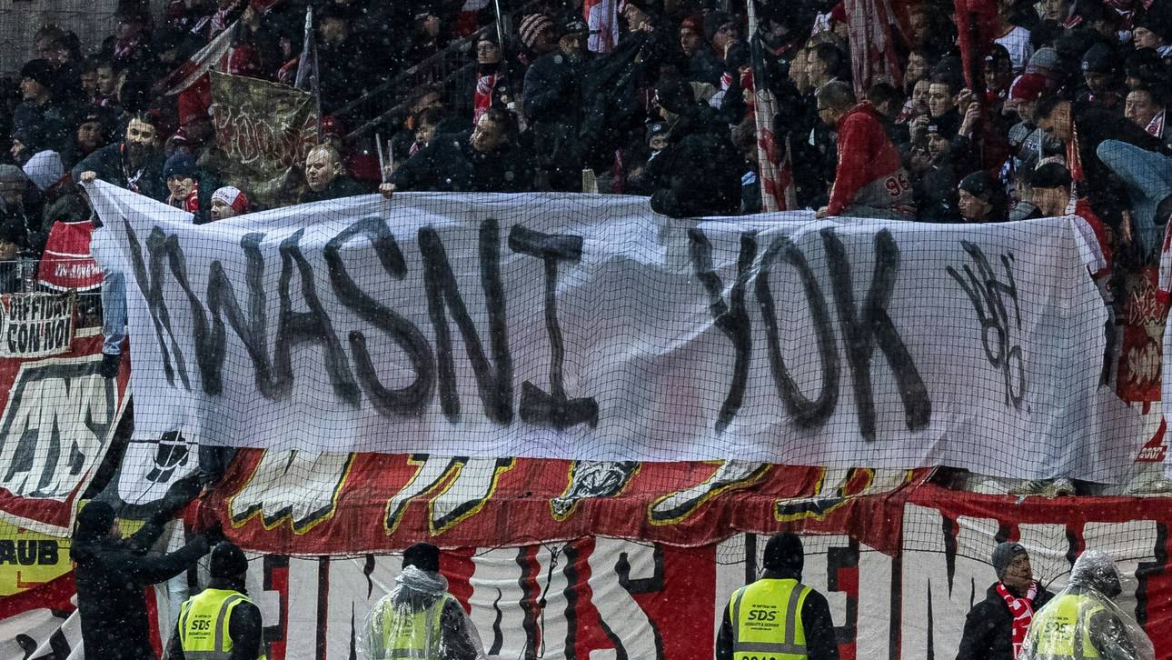 Fan-Banner gegen Kwasniok: „Weiß nicht genau, warum“