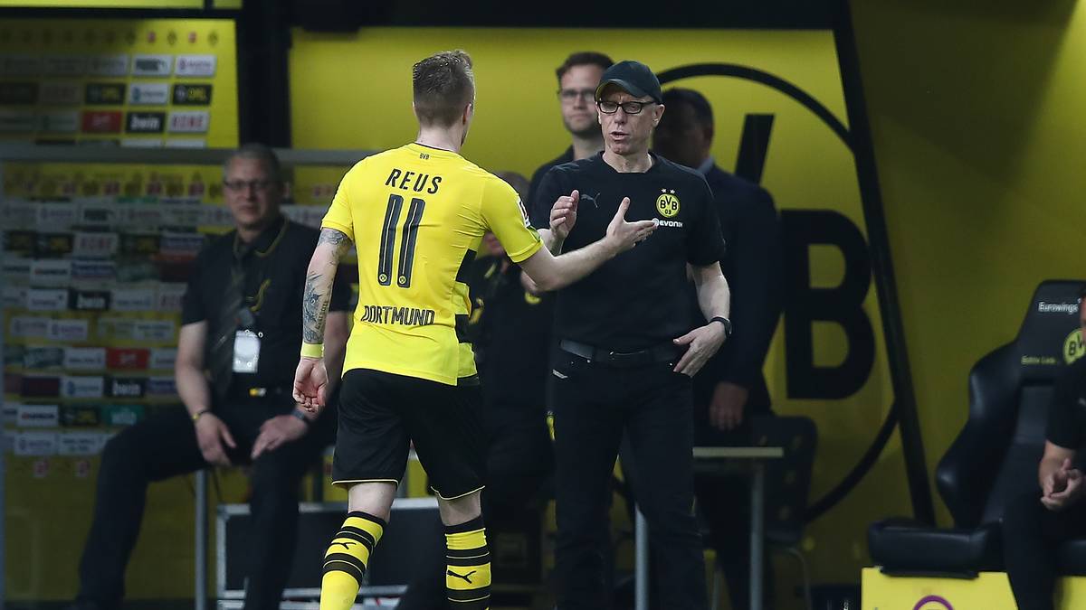"Die Fans haben ihren Unmut nach der Derbyniederlage gezeigt. Das haben wir zur Kenntnis genommen und dann eine Reaktion gezeigt. So muss es sein", sagt Reus nach dem Spiel: "Aber grundsätzlich wünschen wir uns den Support der ganzen Fans"