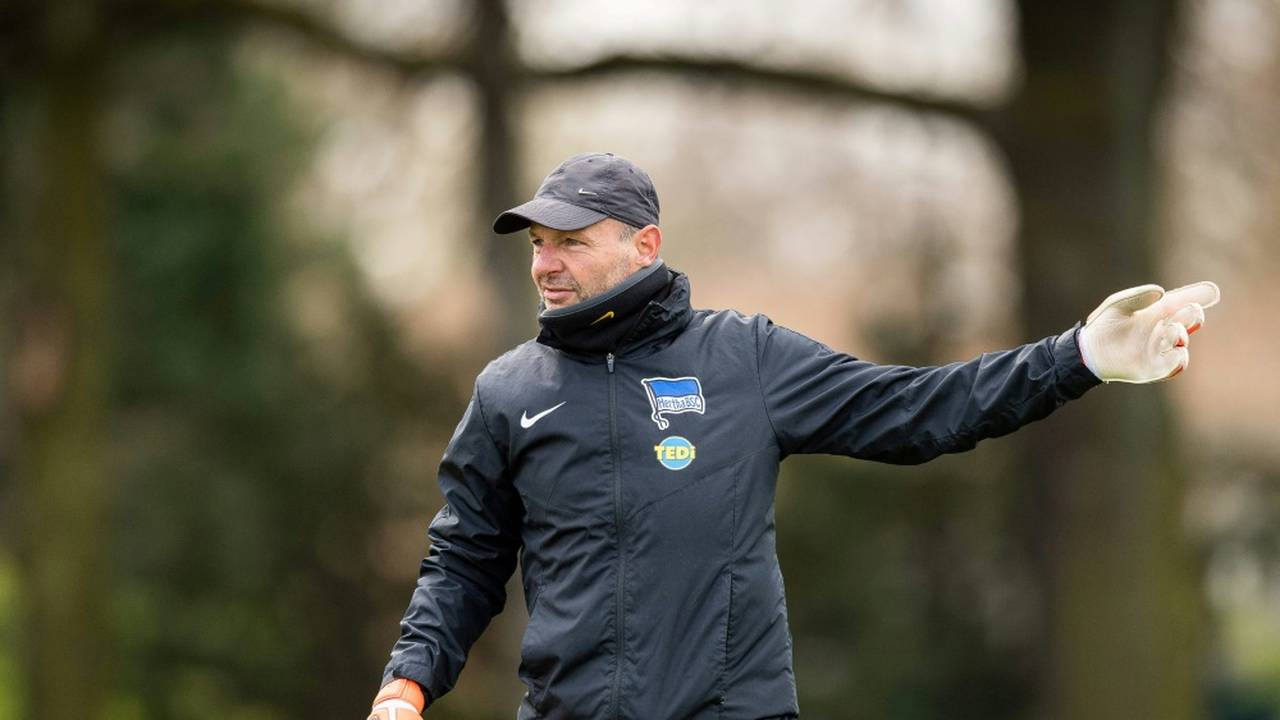Hertha BSC wirft Torwarttrainer Zsolt Petry nach fragwürdigem Interview raus