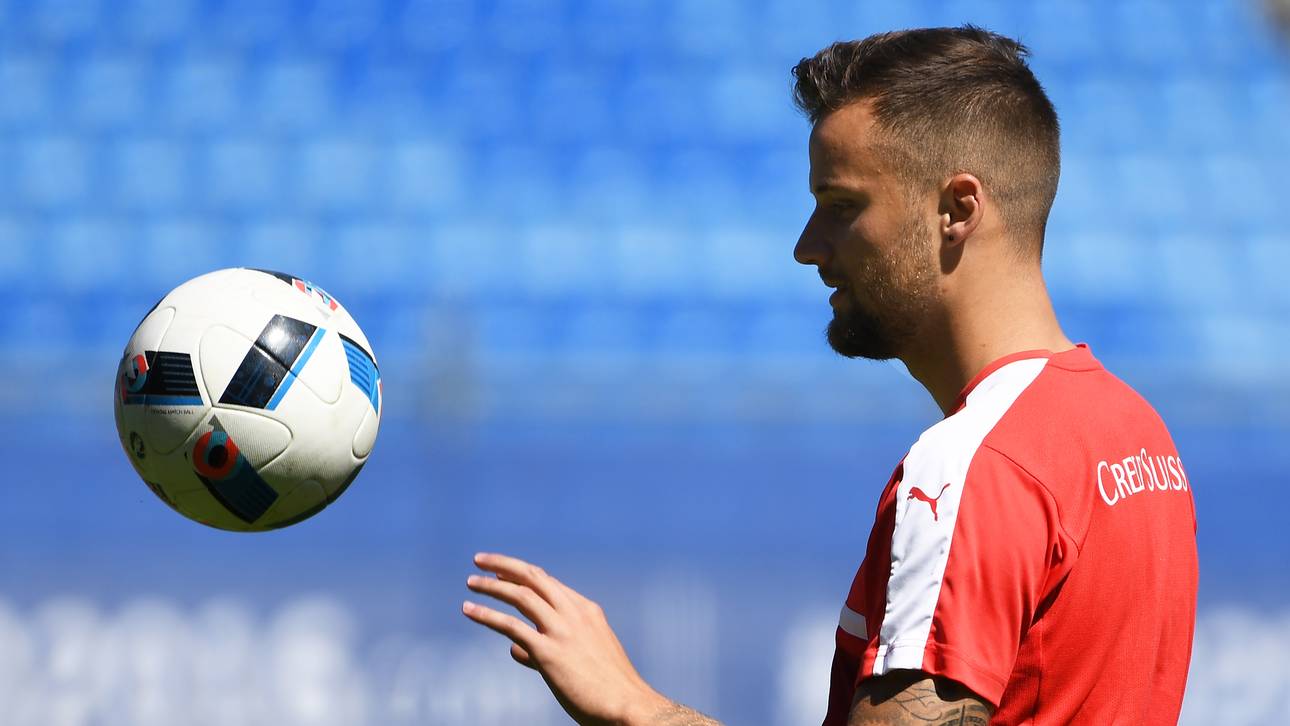 Schweiz mit Seferovic, Kuba spielt