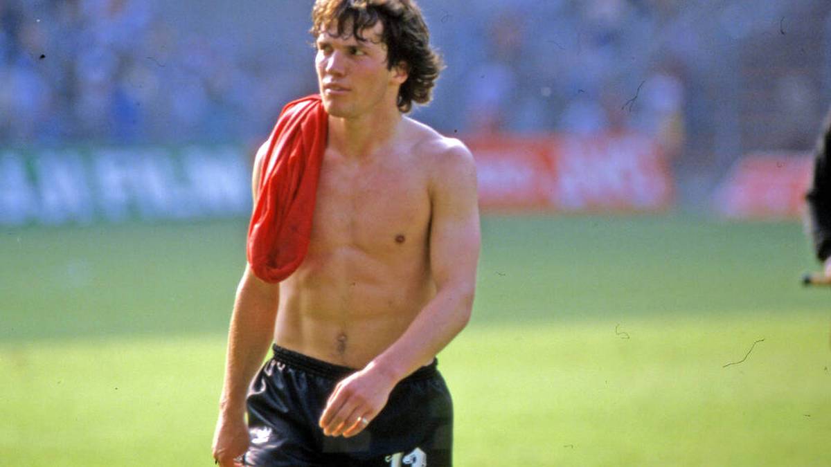 Am 26. Juni spielte der Underdog im schwedischen Göteborg im Finale gegen die deutsche Star-Mannschaft, welche u.a. mit Lothar Matthäus (Bild), Stefan Effenberg, Jürgen Klinsmann und Co. top besetzt war - trotzdem endete es damals mit einem 0:2 aus Sicht der DFB-Elf