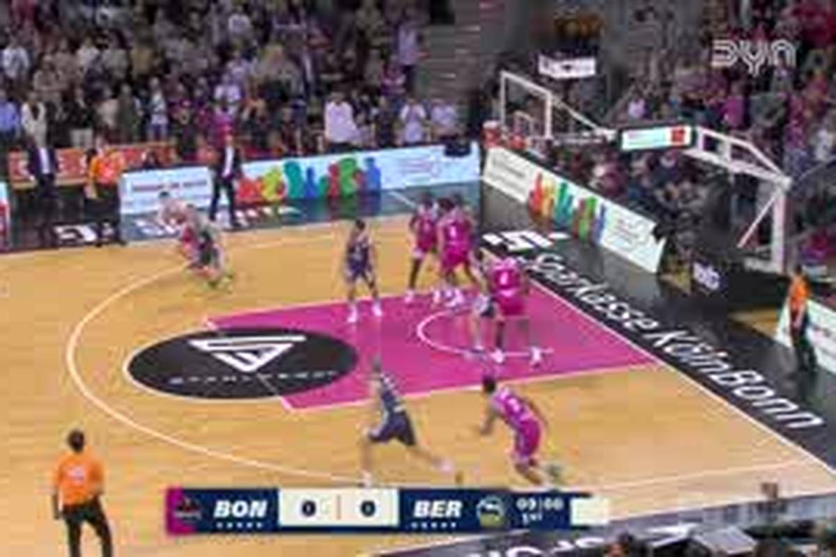 Spiel Highlights zu Telekom Baskets Bonn - ALBA BERLIN