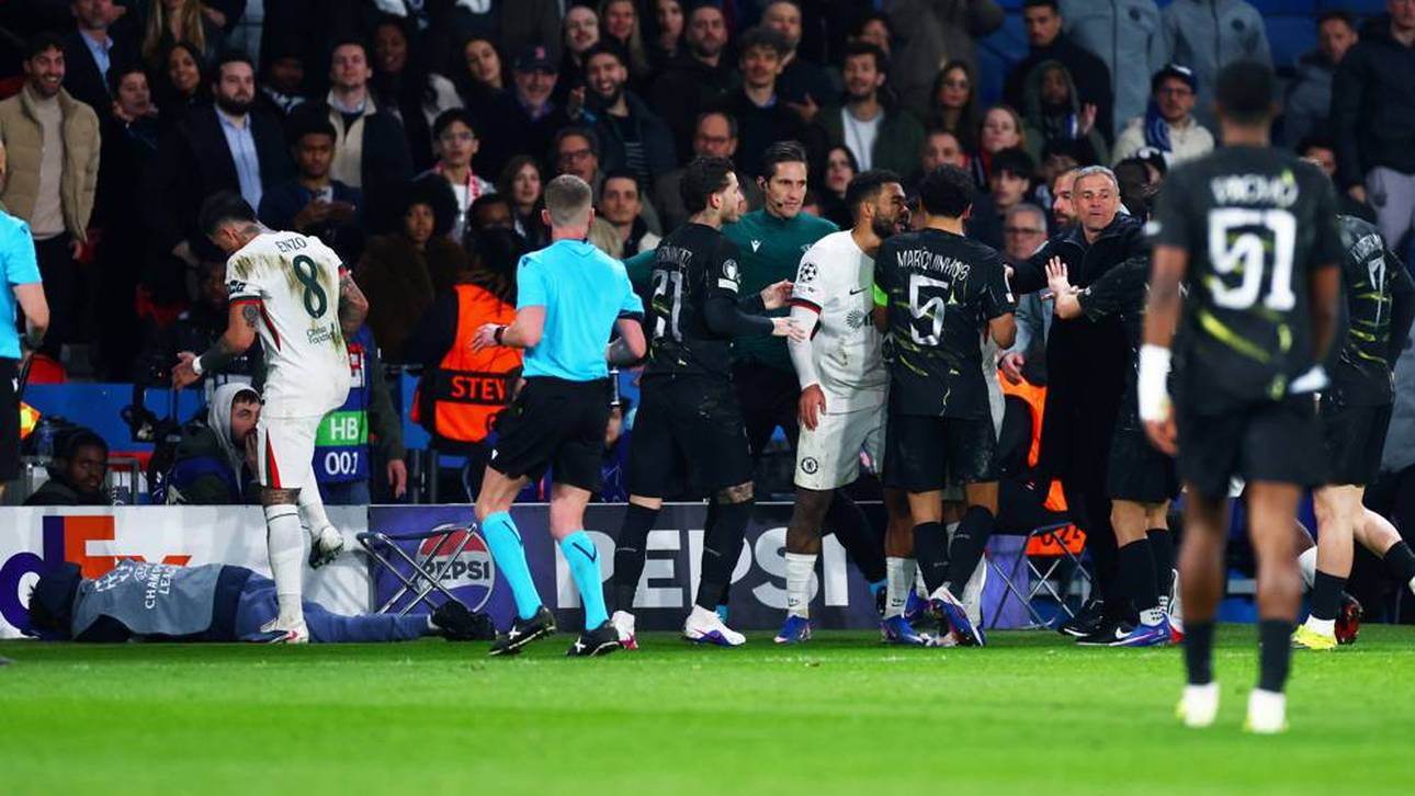 Balljunge löst Rudelbildung aus