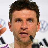 Thomas Müller sieht die Ziele der deutschen Fußball-Nationalmannschaft bei der Heim-EM aufgrund der Saison ohne Titel des FC Bayern nicht in Gefahr. 