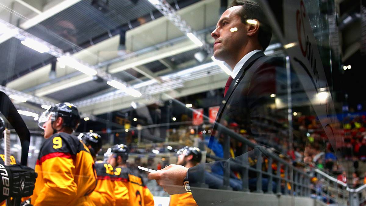 Der deutsche NHL-Rekordspieler hat die Nationalmannschaft wieder wachgeküsst. Absagewellen gehören unter ihm der Vergangenheit an. Seine Leidenschaft als Spieler lebt der Bundestrainer auch hinter der Bande vor