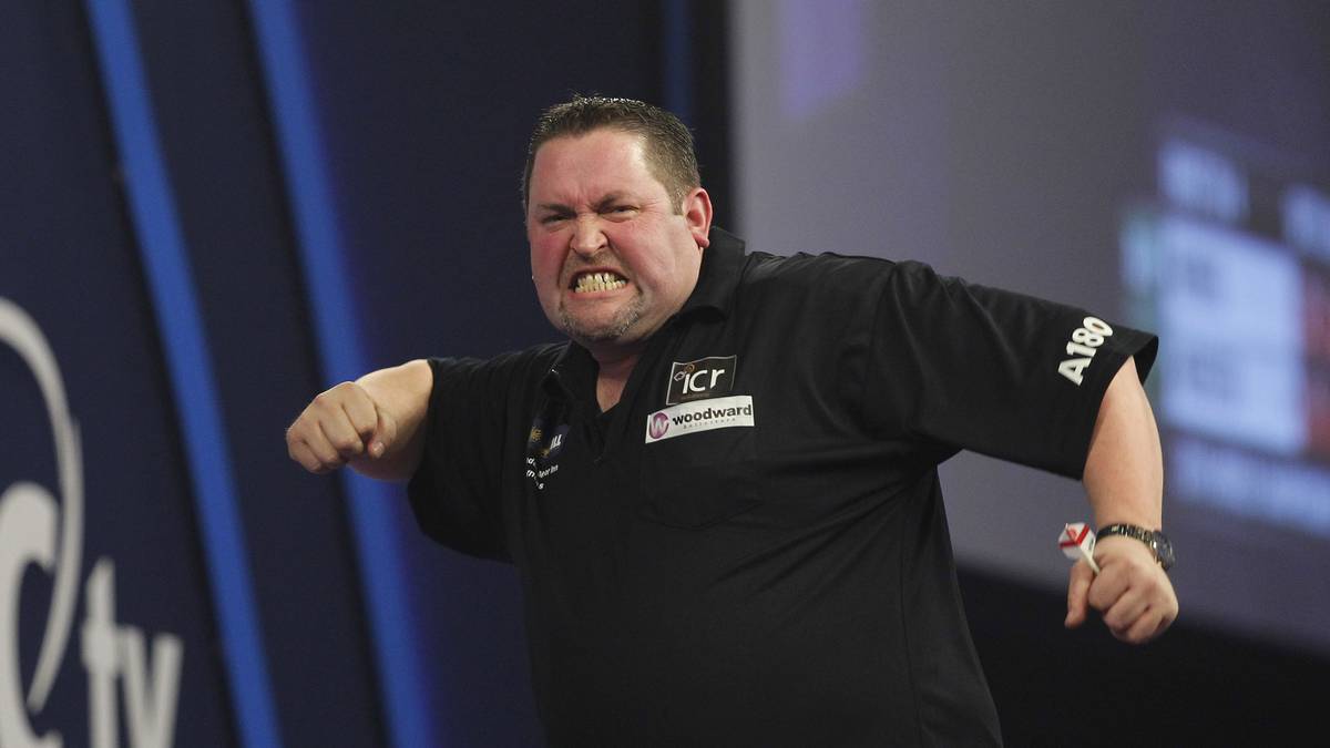 Keiner verzieht so gewaltig seine Gesichtszüge wie Alan "Chuck" Norris