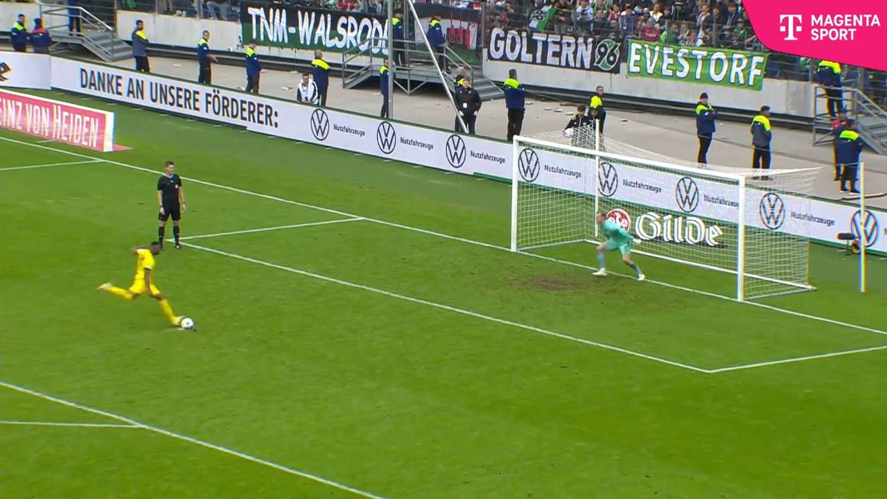 Drama im Aufstiegsspiel! Würzburg-Profi wird zum ultimativen Pechvogel