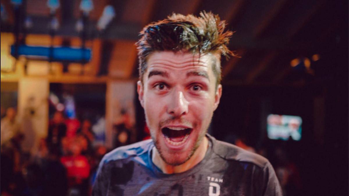 Olympiasieger Johannes Rydzek ist blitzschnell richtig nass