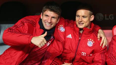 Bayer Leverkusen v FC Bayern Muenchen - Bundesliga In München war Sebastian Rode (r.) leider Stammgast auf der Bank