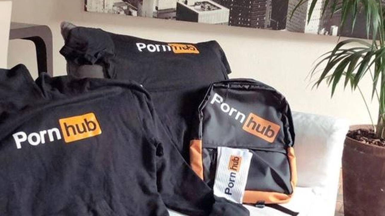 Matteo Pessina, PornHub