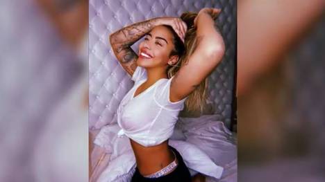 Rafaella Santos eckt - genau wie ihr Bruder - an: Auf Instagram zeigt sich die Schwester von Superstar Neymar gerne mal leicht bekleidet. Damit spaltet sie die Social-Media-Gemeinschaft.