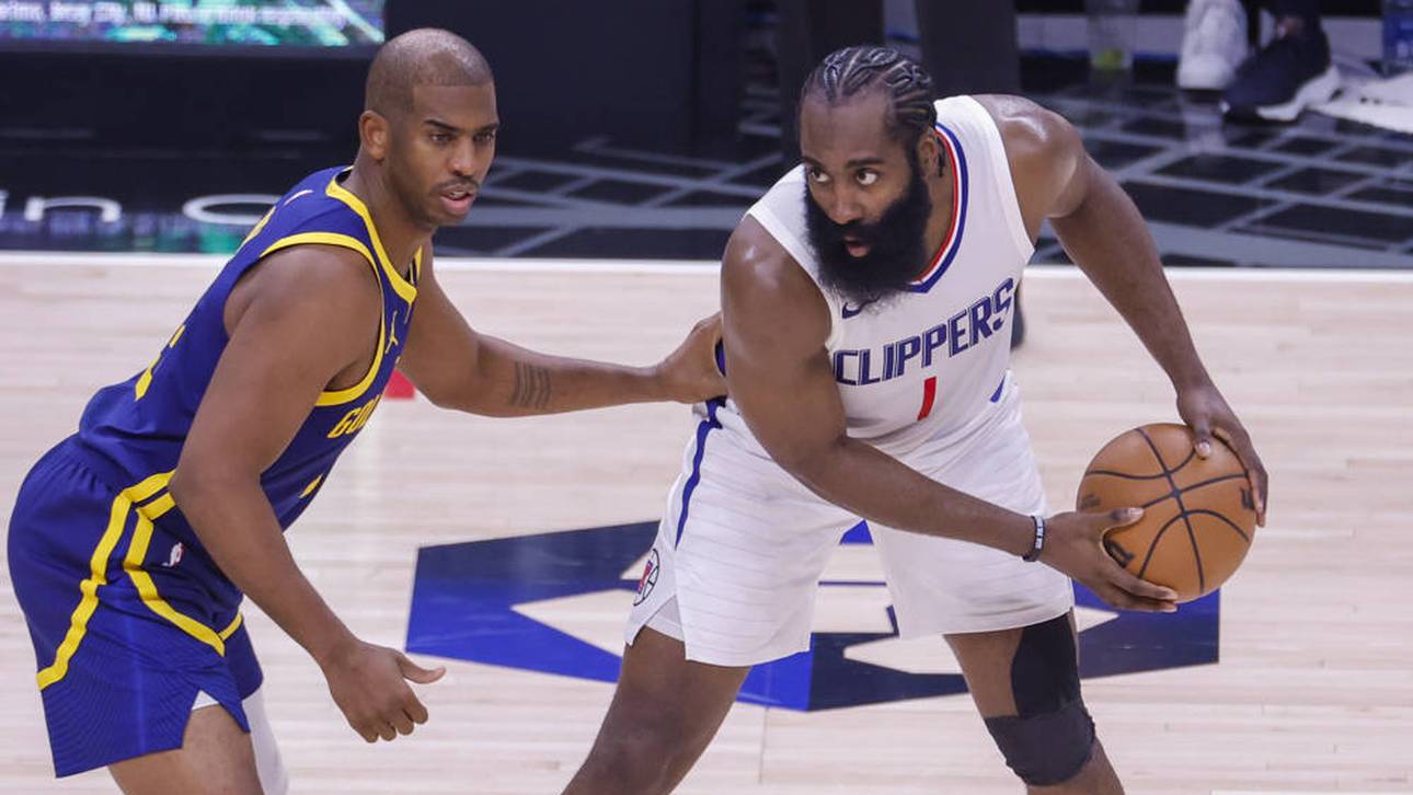 Chris Paul (l.) verlässt die Golden State Warriors, James Harden bleibt wohl in L.A.