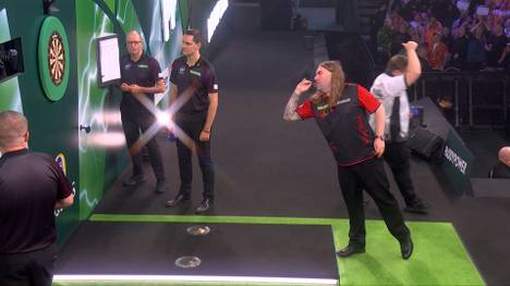 Martin Schindler kann bei seiner Partie gegen Ryan Searle auf die Unterstützung der deutschen Fans bauen, die zahlreich im Ally Pally vertreten sind.