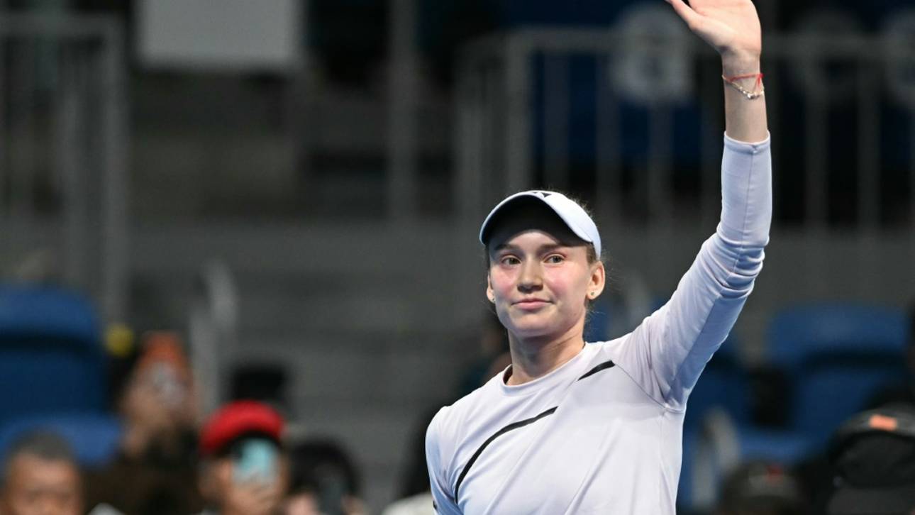 Tennis: Rybakina zieht vor Viertelfinale in Tokio zurück