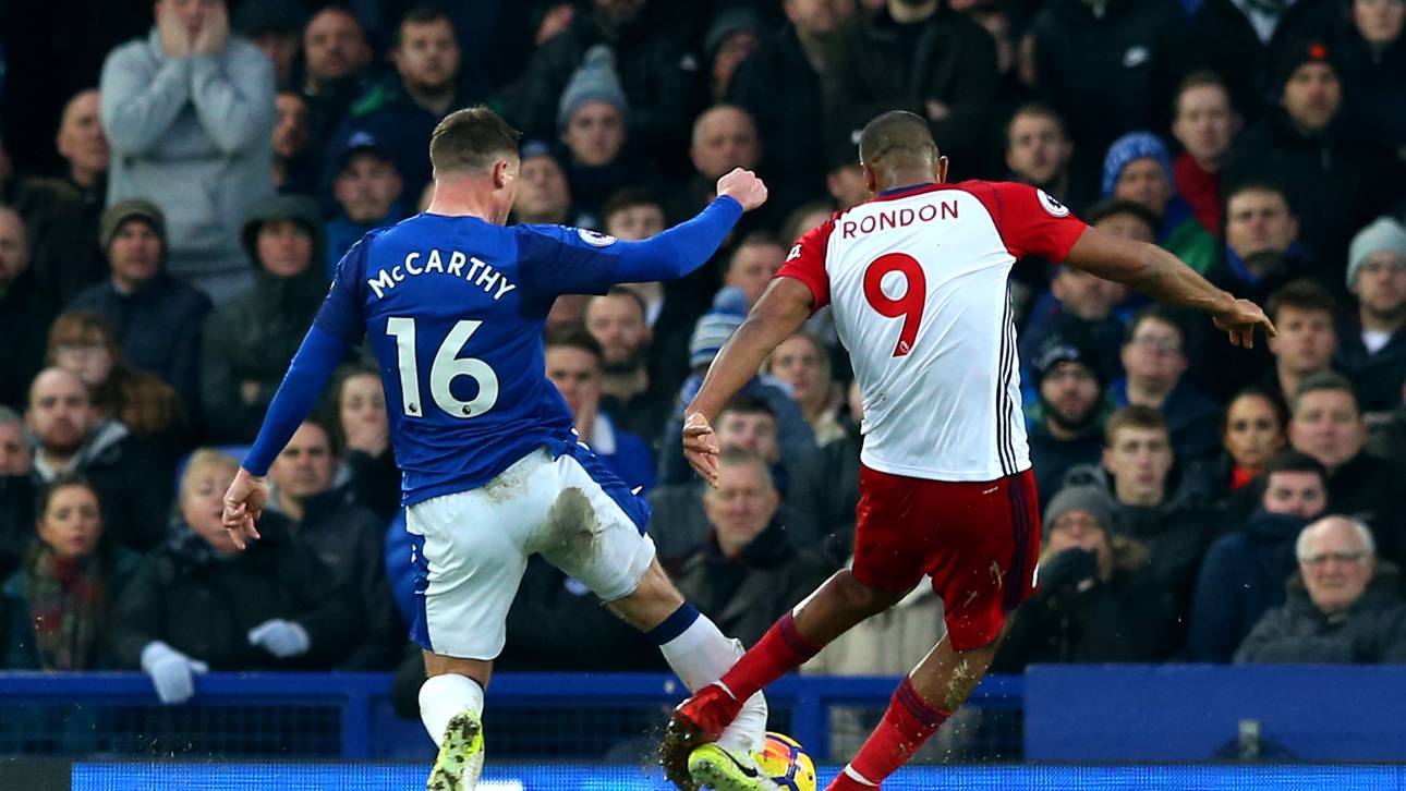 Video: Horror-Verletzung bei Everton