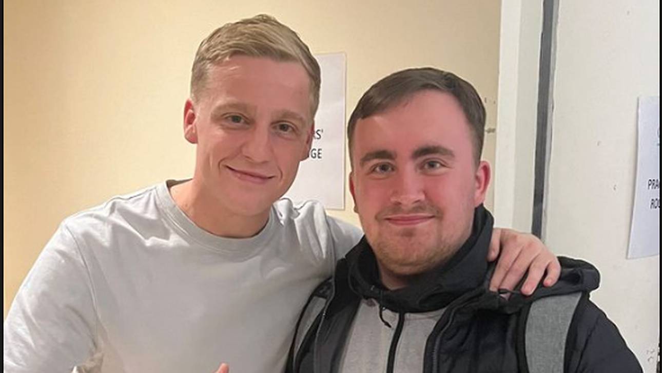 Donny van de Beek (l.) und Luke Litter im Alexandra Palace