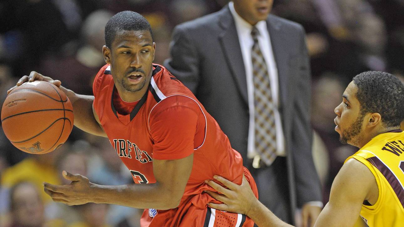 Braunschweig holt Needham