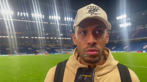 Im ersten Spiel nach Thomas Tuchel kommt Chelsea gegen Salzburg nicht über ein 1:1 hinaus. Pierre-Emerick Aubameyang zeigt frustriert über das Ergebnis und spricht über die Entlassung des Deutschen.