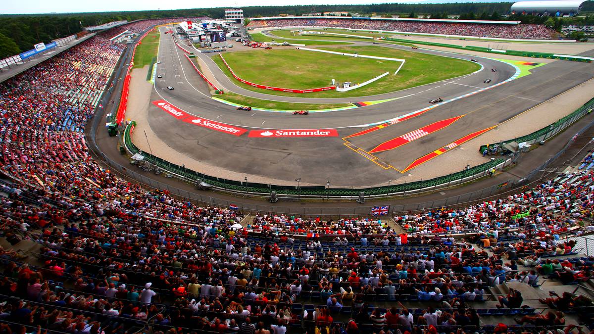 HOCKENHEIM/DEUTSCHLAND, 31. Juli: Die deutschen Fans dürfen sich freuen, denn 2016 macht die Formel 1 wieder Halt auf dem Hockenheimring. Danach legt die Formel 1 eine vierwöchige Sommerpause ein