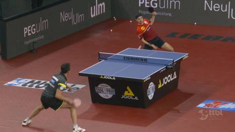 Timo Boll und Borussia Düsseldorf gewinnen den Liebherr-Pokal. Die deutsche Tischtennis-Legende macht den Titel im Einzel perfekt.