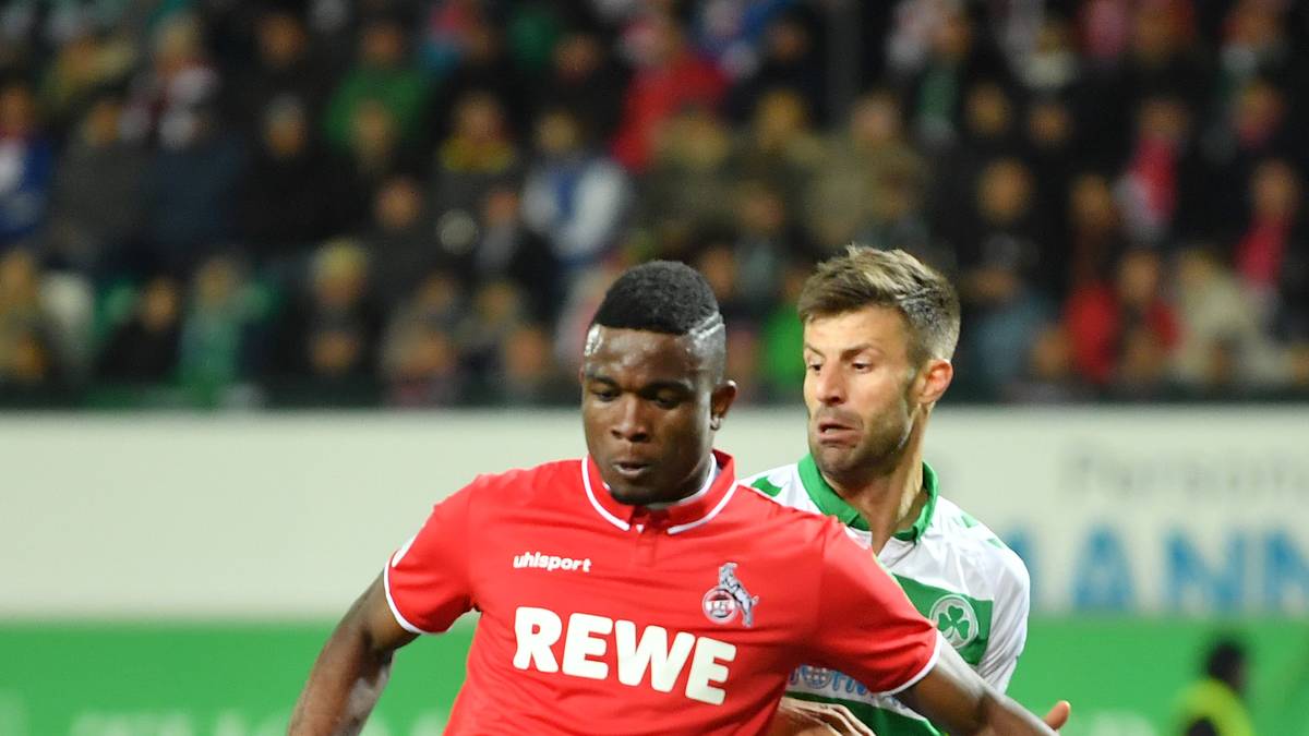 Kurz vor der Pause ist es erneut der 25 Jahre alte Cordoba, der zum 3:0-Halbzeitstand trifft, und seinen Doppelpack schnürt