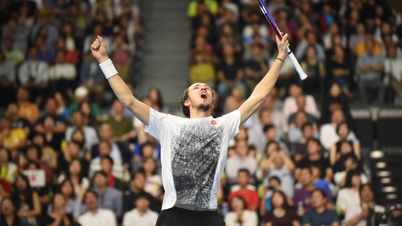 Russe triumphiert in Tokio