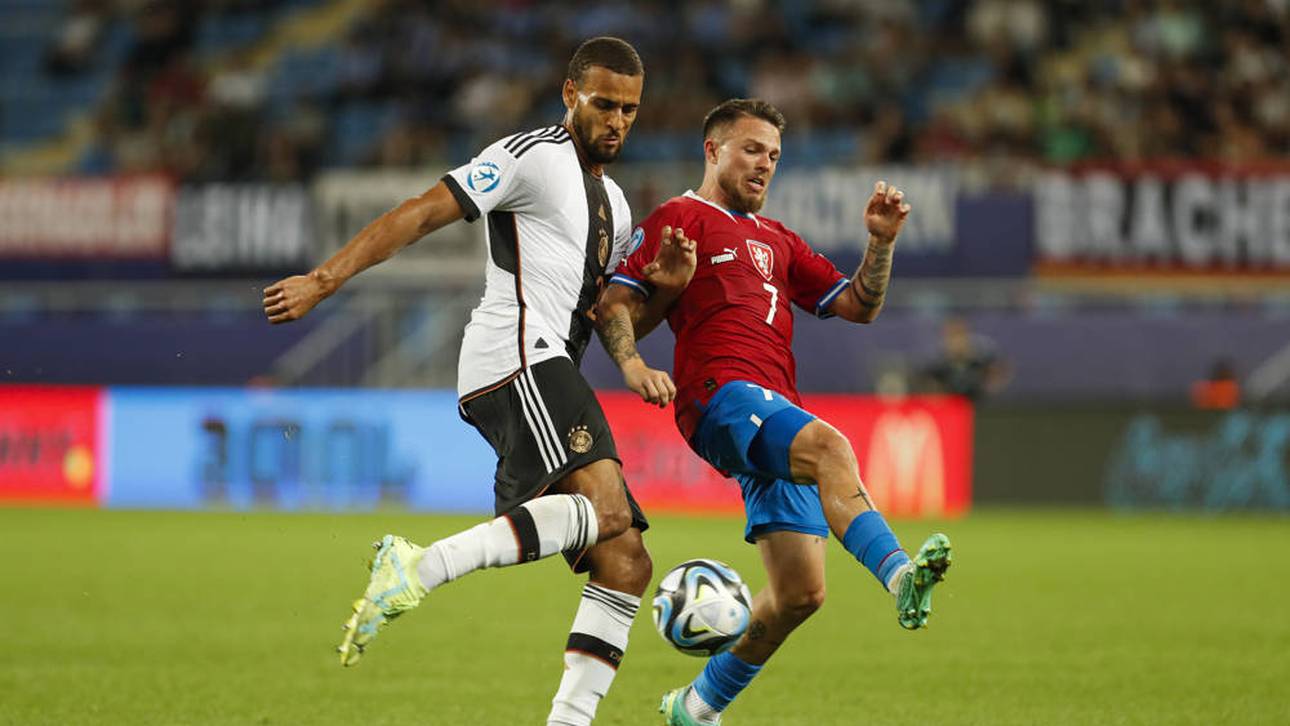 Josha Vagnoman (l.) war zuletzt bei der U21-EM im Einsatz