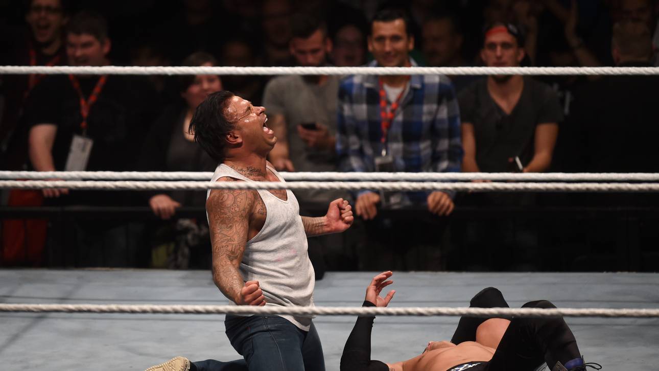 Wiese siegt bei Wrestling-Debüt