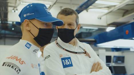Nikita Mazepin wurde positiv auf Corona getestet und darf in Abu Dhabi nicht fahren.