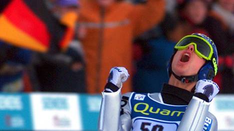 SKISPRINGEN: VIER SCHANZEN TOURNEE 01/02 in Obertsdorf 2002 feiert Sven Hannawald den größten Erfolg seiner Karriere - als erster Springer überhaupt gewinnt er alle Springen der Vierschanzentournee