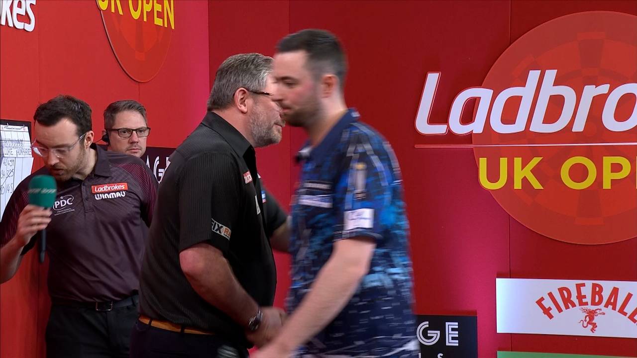 Darts-Star holt zu Rundumschlag aus