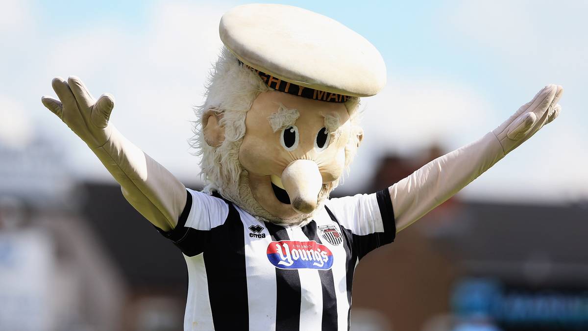 Ein Maskottchen muss nicht immer schrill sein, um aufzufallen. Hier kann man "Mighty Mariner", den Mächtigen Seemann, bewundern. Allerdings ist mächtig möglicherweise das fasche Wort für diesen alternden Kollegen