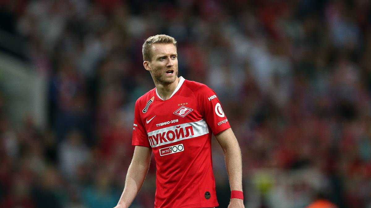 ANDRÉ SCHÜRRLE: Einen besseren Eindruck macht da André Schürrle. Der Weltmeister, für den es beim BVB keine Verwendung mehr gab, wechselte nach Russland zu Spartak Moskau. Ein Tor und zwei Vorlagen in fünf Spielen in der Liga, ein Treffer und zwei Assists in vier Partien in der Europa-League-Qualifikation - Schürrles Bilanz kann sich sehen lassen  