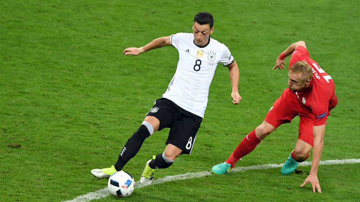 Am Ende steht die Durchschnittsnote 3. Etwas zu langweilig für einen Spieler mit seiner Fantasie. Gesamteindruck: Note 3
