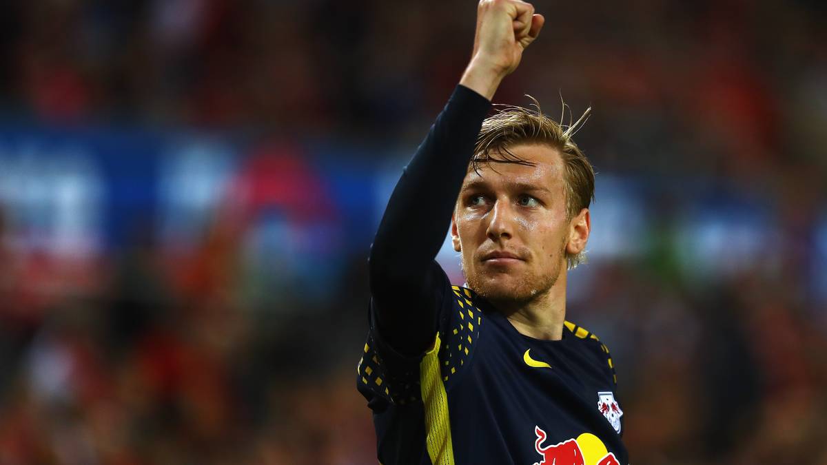 EMIL FORSBERG: Bildet gemeinsam mit Kampl das offensive Mittelfeld der Leipziger und wird vorne vermutlich überall zu finden sein. Hat nahtlos an seine starke letzte Saison angeknüpft und in der Champions League bereits zwei Tore erzielt