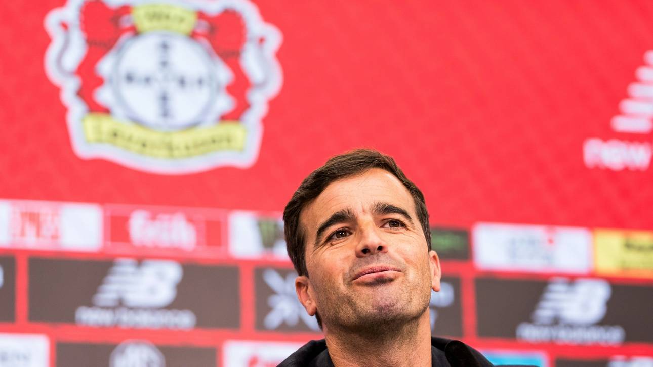 Martínez stellte sich am Freitag in Leverkusen vor