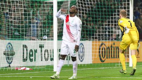 Anthony Ujah (l.) erzielte den Siegtreffer für Werder Bremen