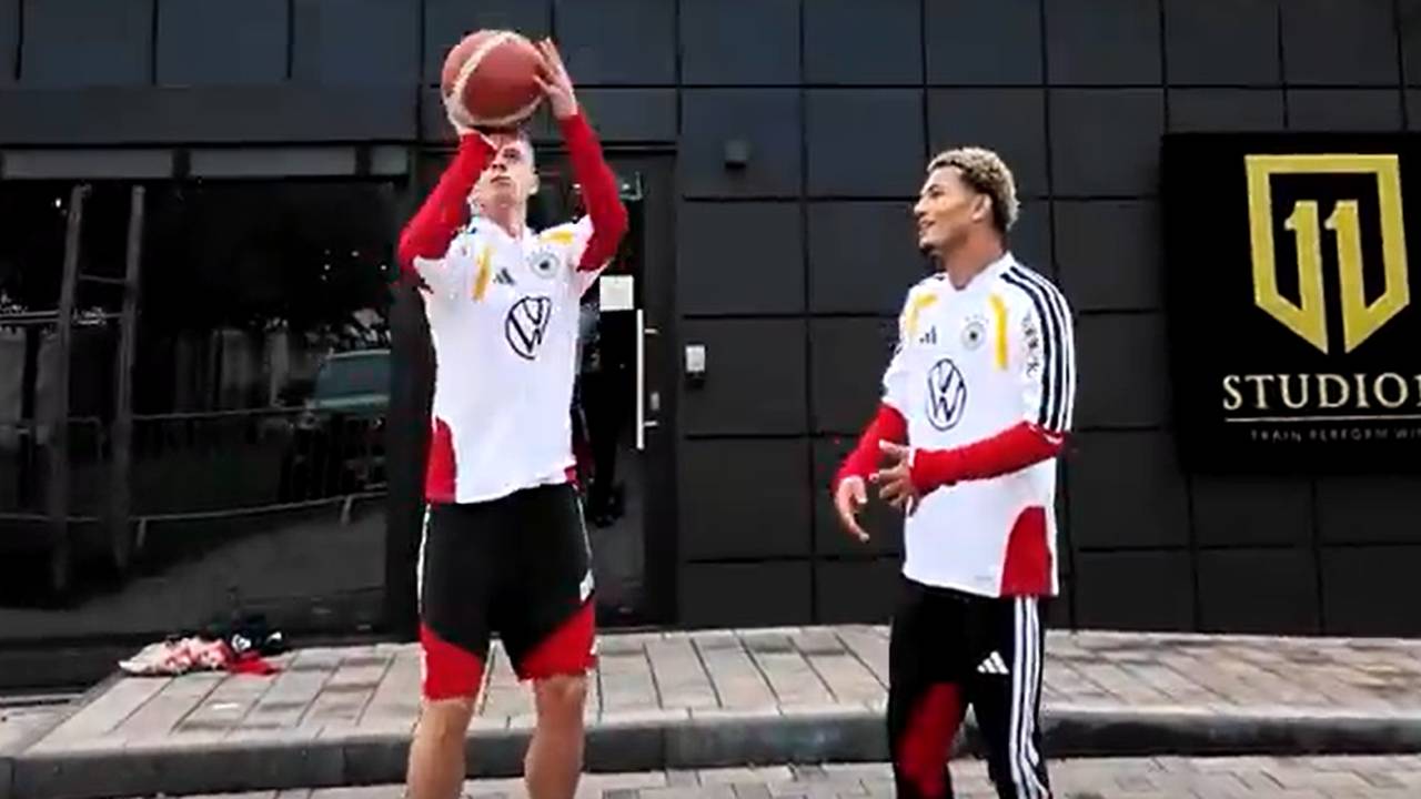 Brunner chancenlos! DFB-Juwel Tresoldi dreht beim Basketball auf
