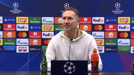 RB Leipzig gewann trotz der Abwesenheit von Cheftrainer Jesse Marsch überzeugend mit 5:0 beim FC Brügge. Achim Beierlorzer erklärt, wie die Kommunikation mit Marsch vonstatten ging.