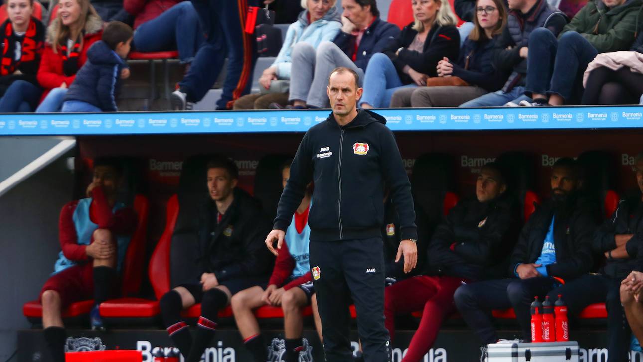 Völler steht „im Moment“ zu Herrlich